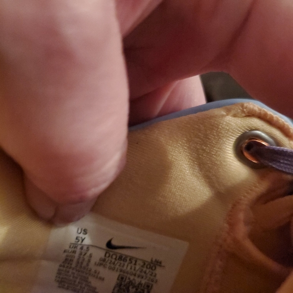  Lebron James xx Nike LeBron 20 “Celestial Gold” 5y or 6.5 adult Sneaker NWT - Picture 9 of 11